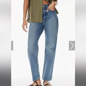 Aritiza demin forum Joni loose high rise 29L jeans